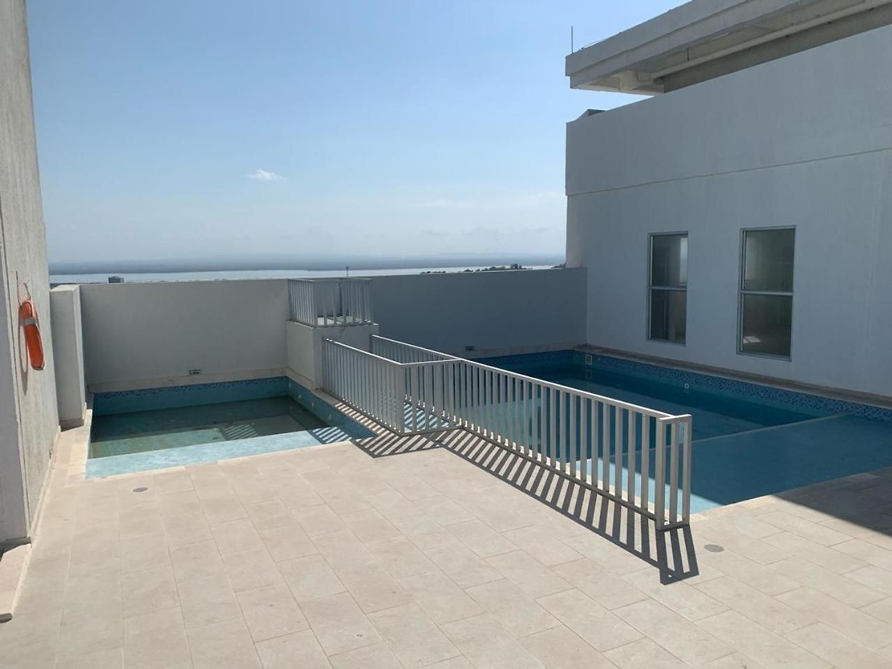 Familiar Muy Cerca A La Playa Cartagena