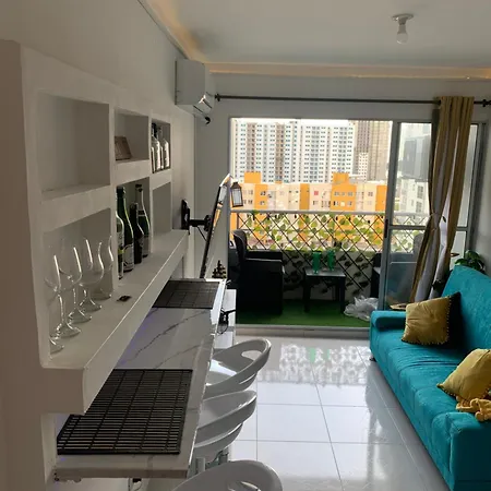 Apartamento Familiar Muy Cerca A La Playa Apartamento *