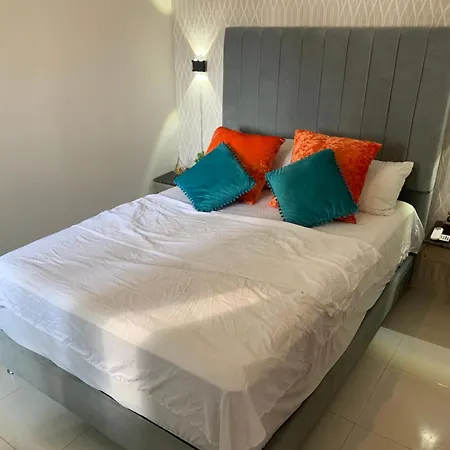 Apartamento Familiar Muy Cerca A La Playa * Cartagena