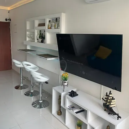Apartamento Familiar Muy Cerca A La Playa * Cartagena